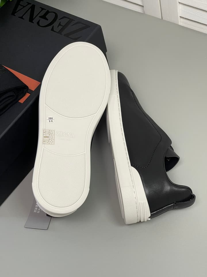 Zegna SECONDSKIN Triple Stitch Low-Top Sneakers in Navy Smooth Leather