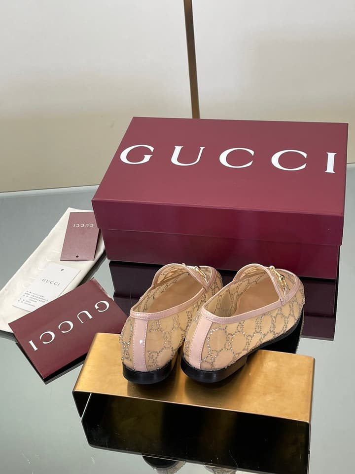 Gucci Patent Leather GG Crystal Loafers – FW25 in Black Patent Crystal Gg