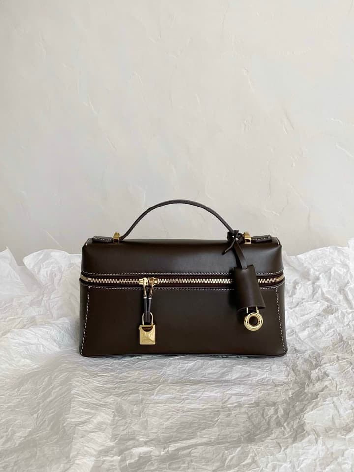 Loro Piana L23 Flat Grain Shoulder Bag in Beige