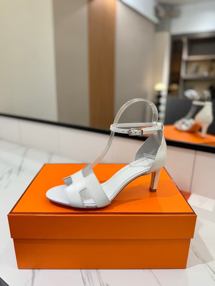 Hermès Classic Smooth Cowhide Heels – 6.5cm in All White