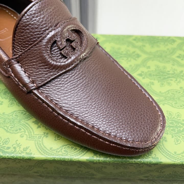Gucci Premium Leather Loafers in Black Embossed Leather