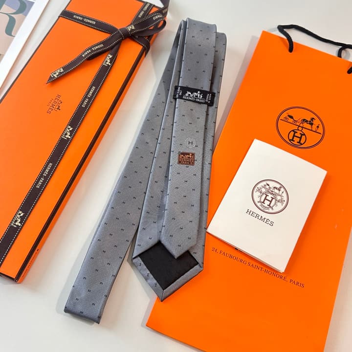 Hermès Men's Silk Tie in Burnt Orange Brown