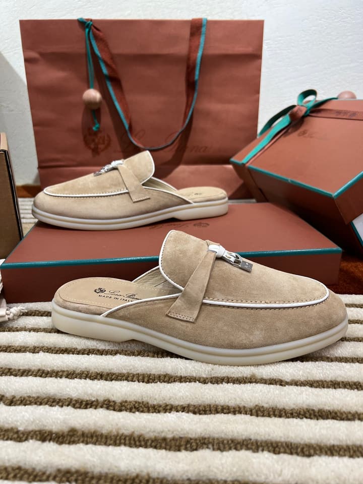 Loro Piana Women's Mules in Pale Beige Suede
