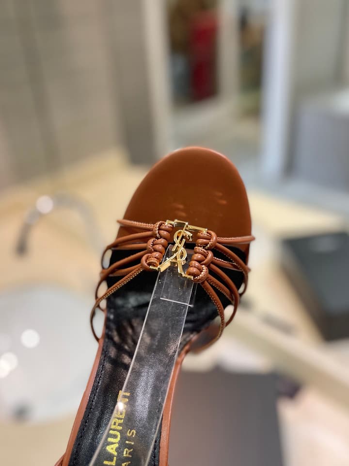 Saint Laurent Letter Buckle Pumps in Bright Gold