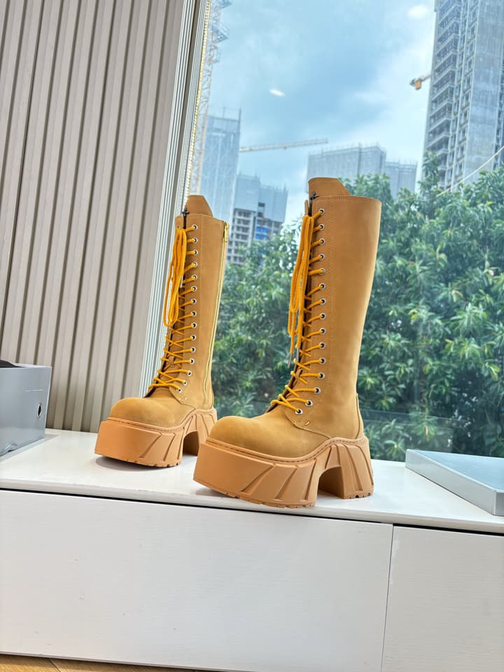 SMFK Platform Over-the-Knee Boots – 2025 Autumn/Winter Collection in Black