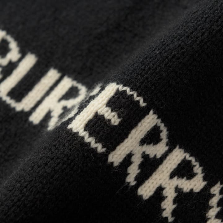 Burberry Equestrian Knight Logo Cashmere Blend Knit Sweater – 25SS in Black