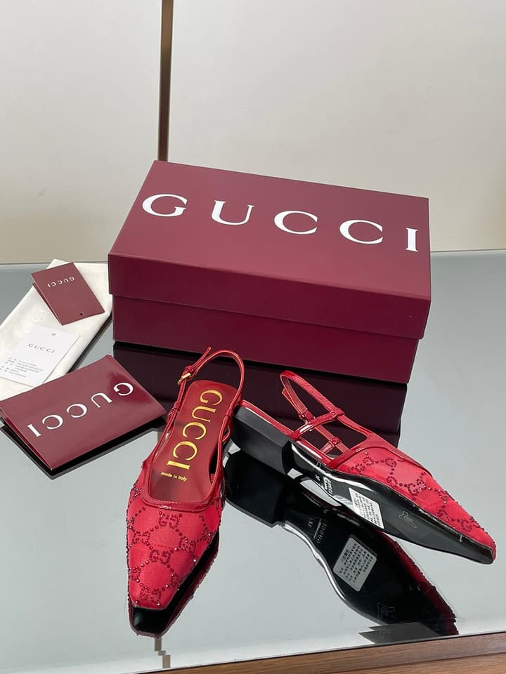 Gucci Cosmogonie GG Crystal Slingback Sandals – 2025 Early Autumn Collection in Black Crystal Gg