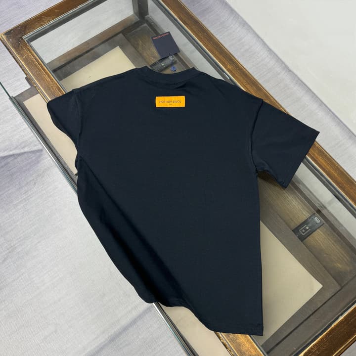 Louis Vuitton Embroidered Logo Oversized T-Shirt – Summer Collection – 26SS in Apricot Colorful LV Lovers