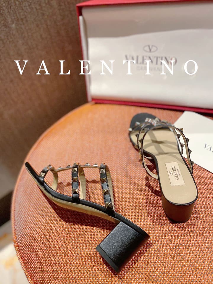 Valentino VLogo Signature Leather Mules