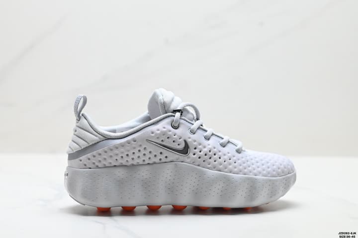 Nike Mind 002 Technology Training Shoes in Black