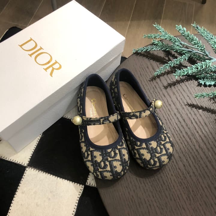 Dior DioBady Ballet Quilted Flats – Kids Collection – 2024SS in Black Quilted With Pearl Strap