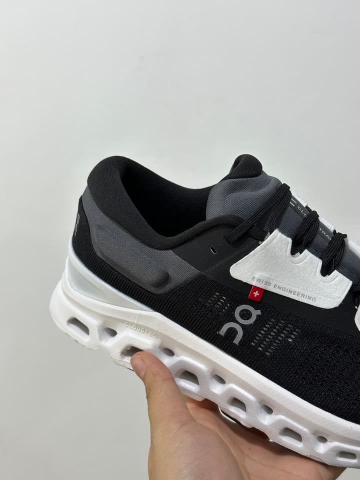 On x Roger Federer Cloudstratus 3 Special Edition Sneakers in All Black Red Accent