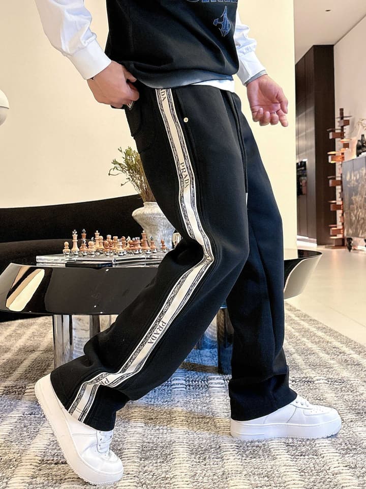 Prada Classic Logo Casual Pants – 2025FW in Black With White Side Stripe
