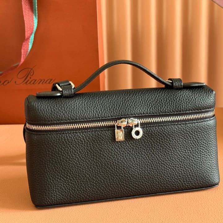 Loro Piana Extra Pocket L19 Handbag in Caramel Leather