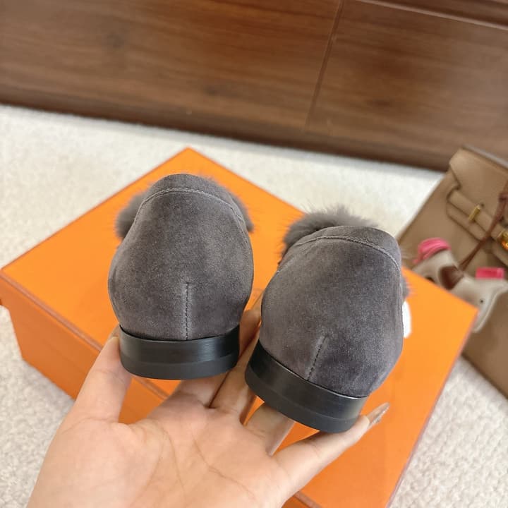 Hermès Mink Suede Loafers & Mules – Autumn/Winter Collection in Pale Tan Suede With Silver Hardware