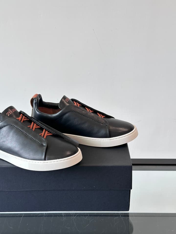 Zegna Men's Low-Top Leather Sneakers in Black & White