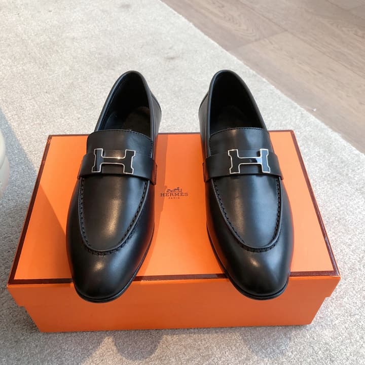 Hermes Eclair Calfskin Mules – 2025 New Collection