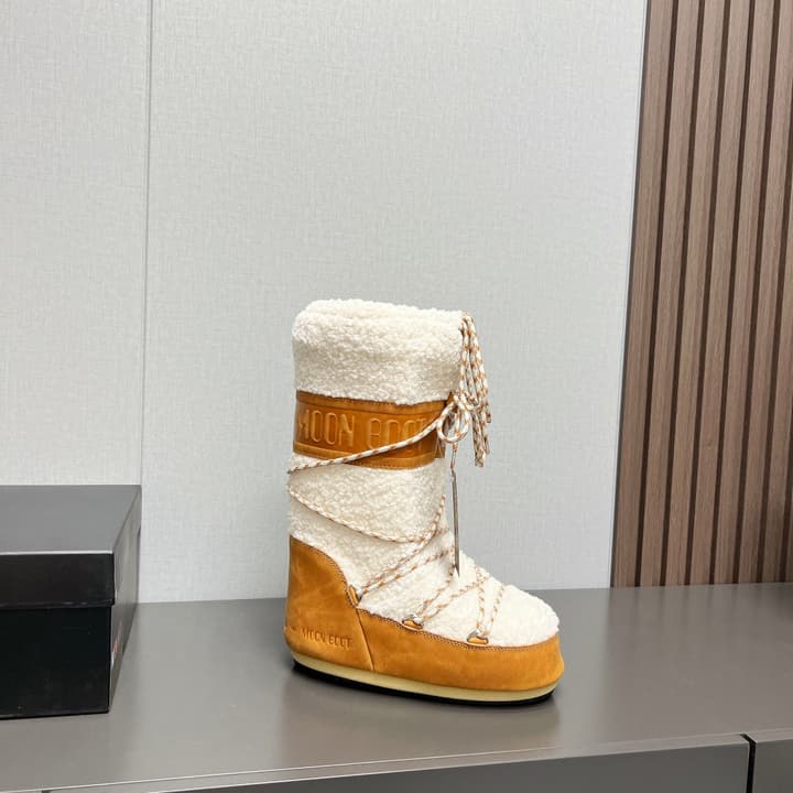 Moon Boot Fluffy Y2K Snow Boots – 2024FW in Black