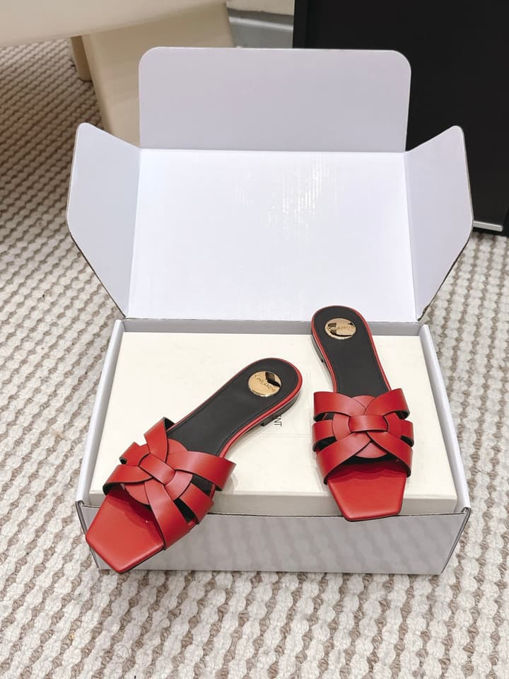 Saint Laurent Melody Square Toe Flat Sandals – 2026SS in Burgundy Patent