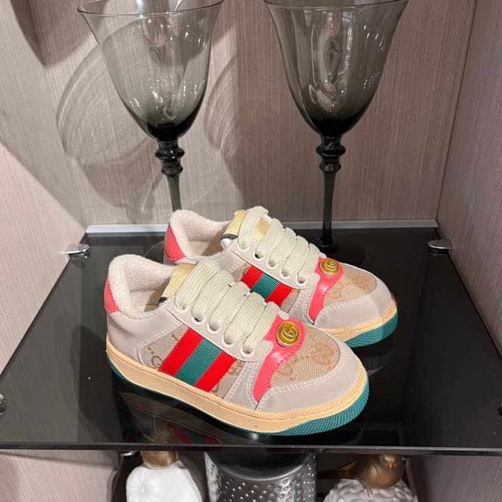 Gucci Rhyton Distressed Kids' Sneakers – Kids Collection – 2023SS in Cream With Blue Flower Design