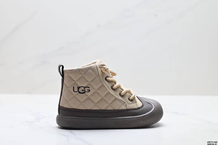 UGG Diamond Quilted Low Ankle Boots – Kids Collection in Cream And Black