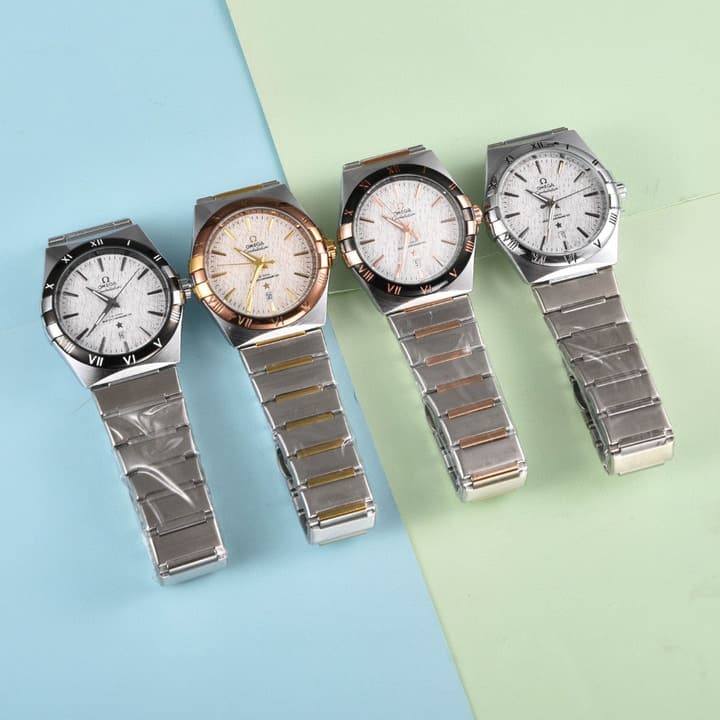 Omega Constellation Series Mechanical Watch in Black Bezel Green Dial