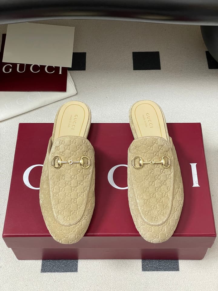 Gucci Princetown Double G Suede Mules – 2025 Fall Collection in Black Suede With Silver Hardware