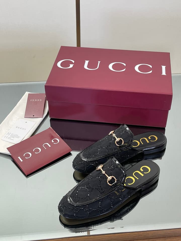 Gucci Crystal GG Patent Loafer Mules – 2025FW in Beige Crystal Gg
