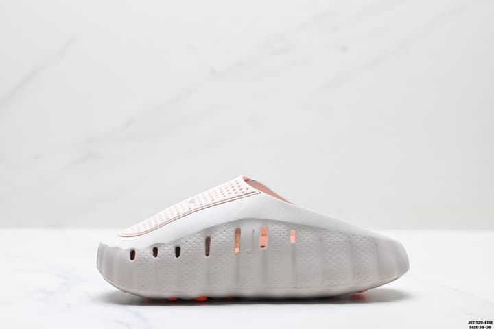 Nike Mind 001 Recovery Slide in Light Grey And Peach