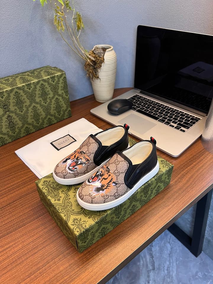 Gucci Kids Sheepskin-Lined Sneakers – Kids Collection