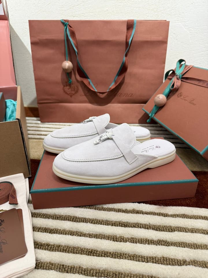 Loro Piana Women's Mules in Pale Beige Suede