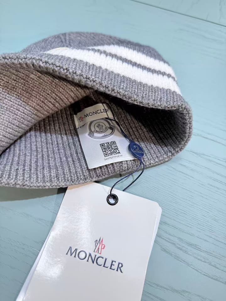 Moncler Classic Jacquard Knit Beanie – Kids Collection – 25FW in Classic Black Beanie