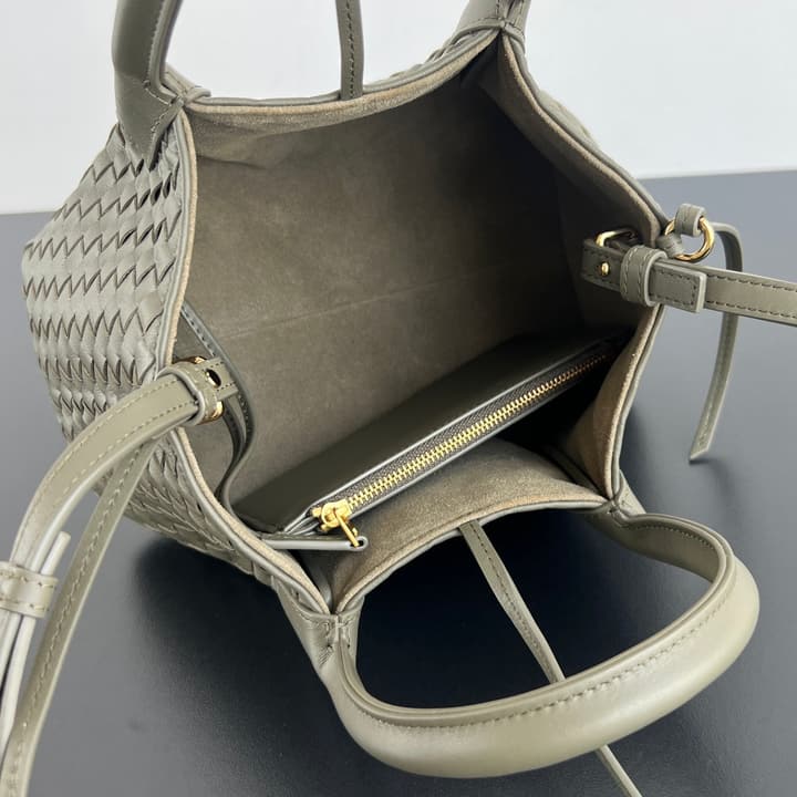 Bottega Veneta Pinacoteca Small Tote Handbag – 2025SS in Burgundy With Light Blue Lining A