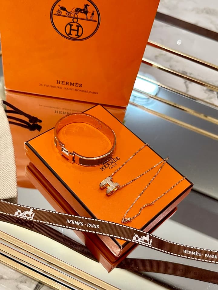 Hermès Oval Series Necklace & Bracelet Set