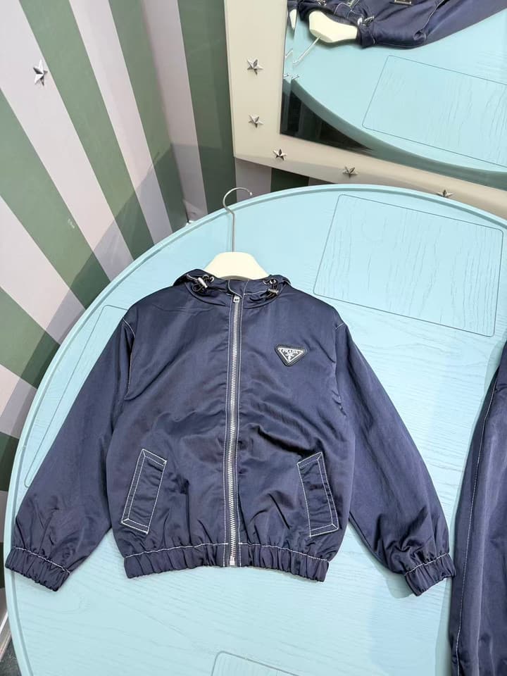 Prada Kids Logo Windbreaker Tracksuit – 2025SS/FW – Kids Collection in Navy Blue Set With Contrast Stitching