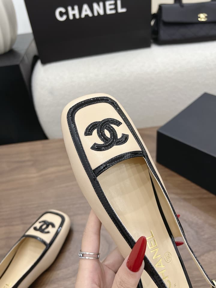 Chanel Leather Flats – 2026