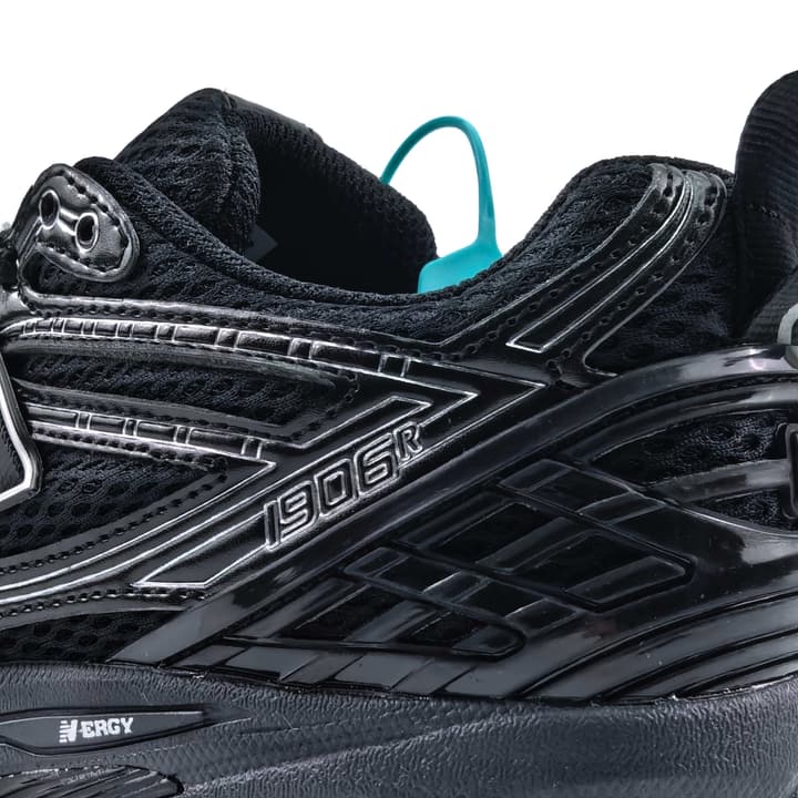 New Balance M1906RCH Sneakers in Silver
