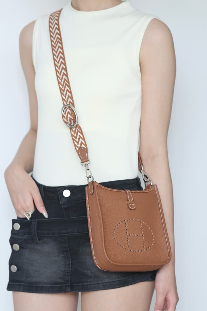 Hermès Mini Evelyne TPM – Gold Brown in Gold Brown With Patterned Strap
