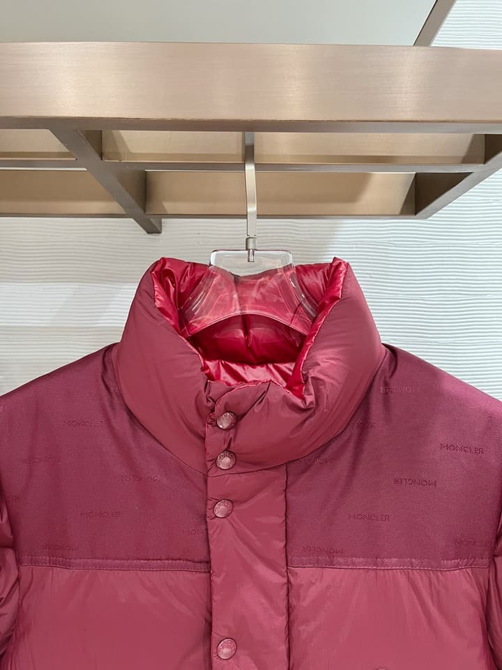 Moncler Designer Puffer Jacket – 2025 Collection in Black Puffer Jacket