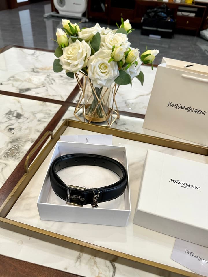 Saint Laurent Classic Leather Belt – 3.0cm