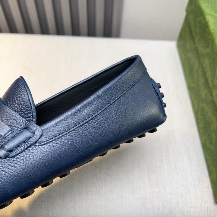Gucci Premium Leather Loafers in Black Embossed Leather