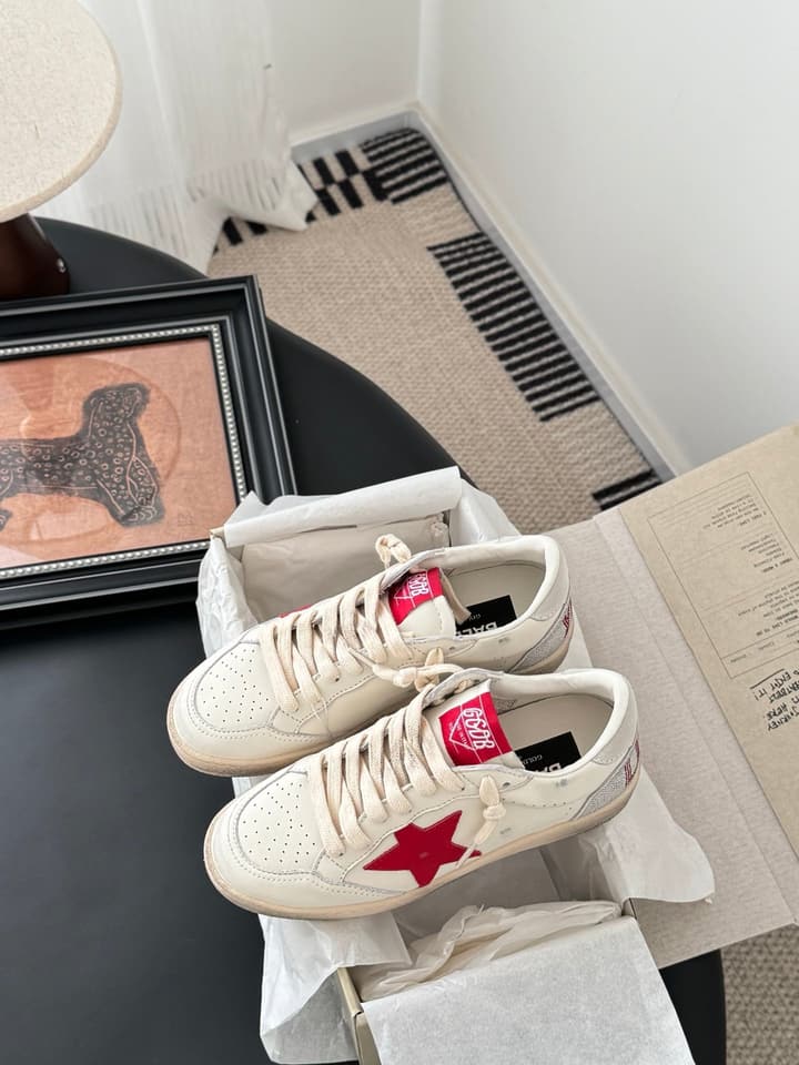 Golden Goose Graffiti Sneakers – 2024 Collection