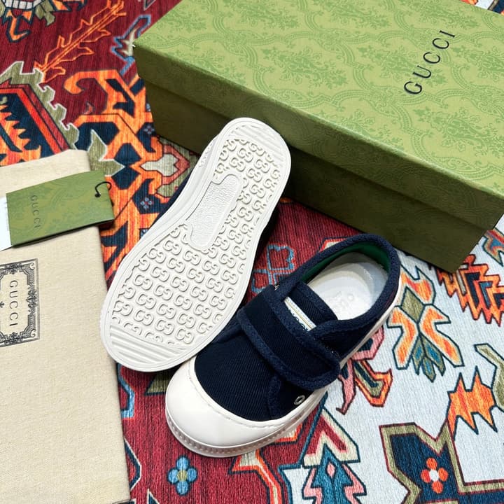 Gucci Kids Footwear – Kids Collection in Beige Plaid Slip-on