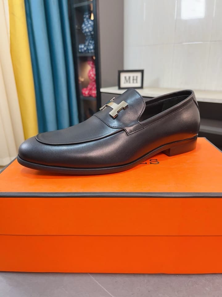 Hermès Business Leather Loafers