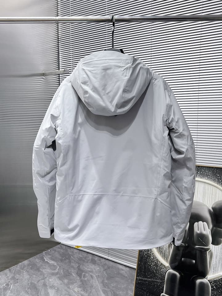Arc'teryx Classic Hard Shell Down Ski Jacket in Dark Gray Shell