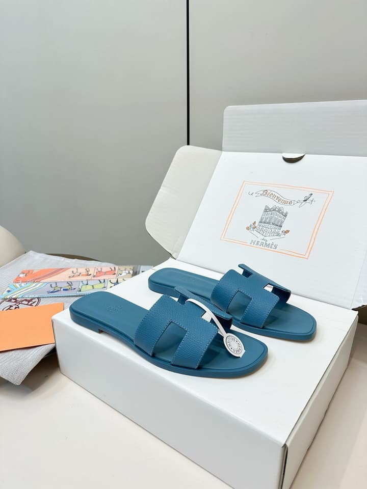 Hermès Palm Grain H-Slides in Bright Green