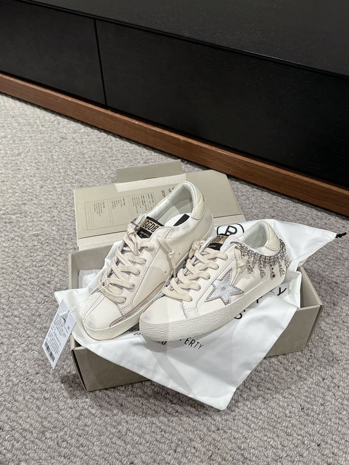Golden Goose Distressed Sneakers – 2024 Spring/Summer Collection