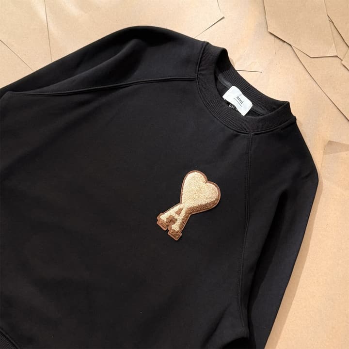 AMI Paris Terry Heart Boxy Sweatshirt – 25FW in Black Sweatshirt