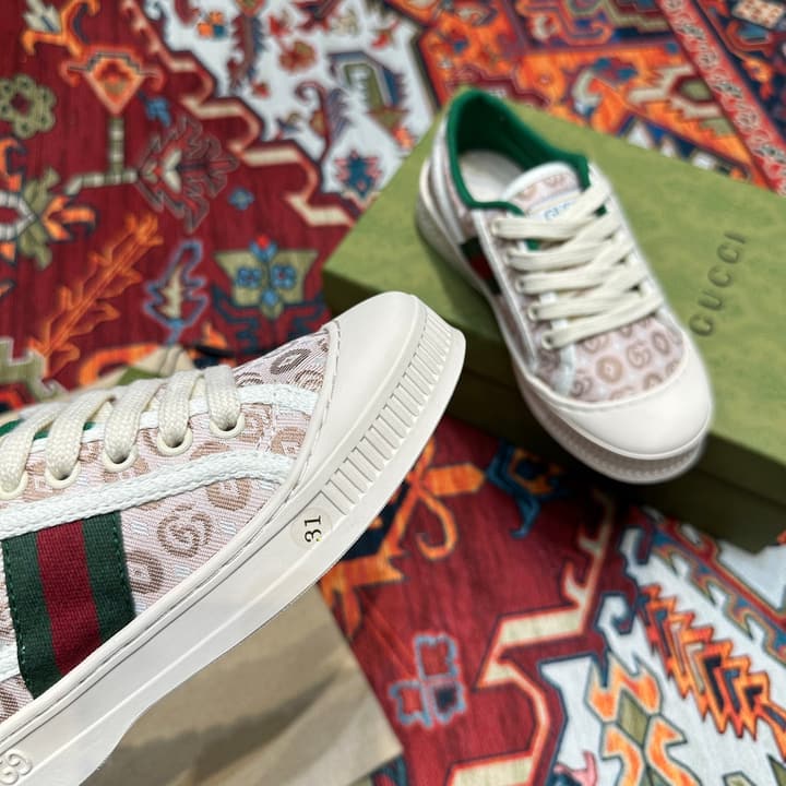 Gucci Kids Footwear – Kids Collection in Beige Plaid Slip-on