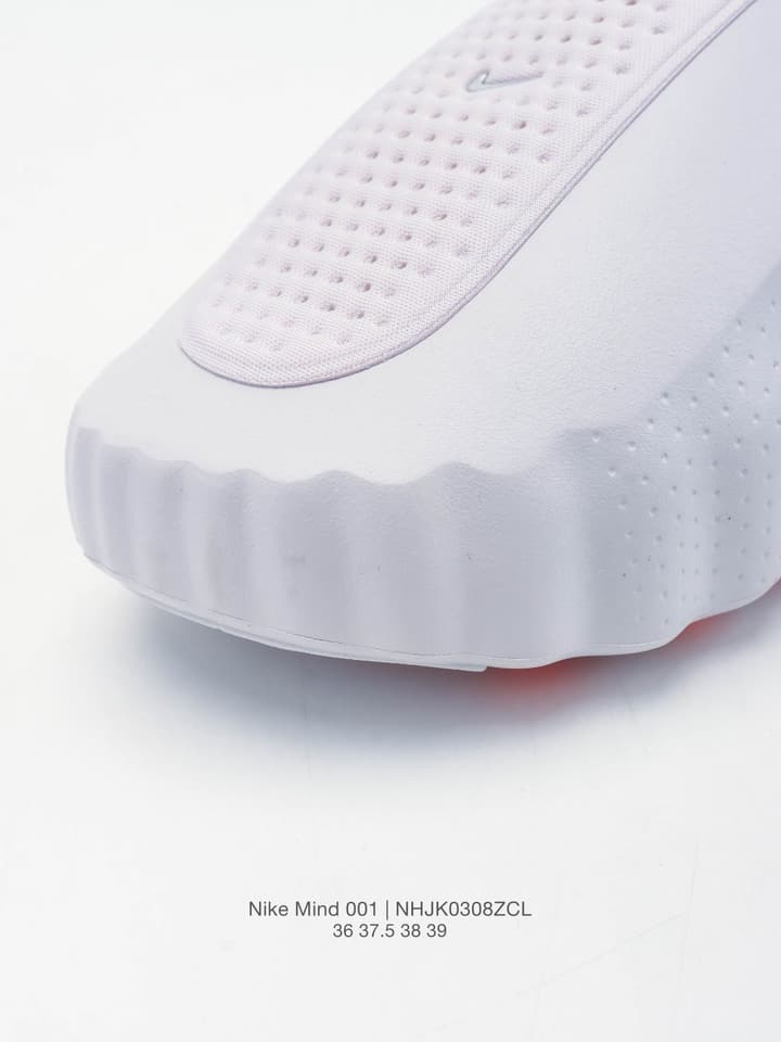Nike Mind 001 Recovery Mules – 2025 in Light Grey